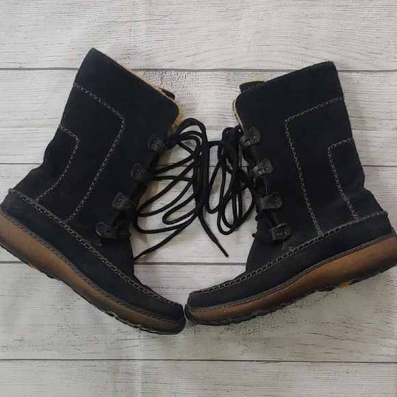 Timberland Fauna Leather Moccasin Lace-Up Boots – Black – Women's Size 7 - Picture 2 of 9